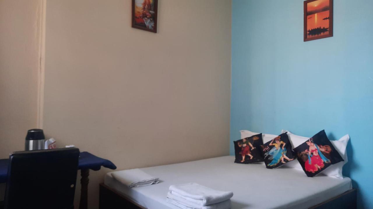 Baba Guest House Benares Buitenkant foto