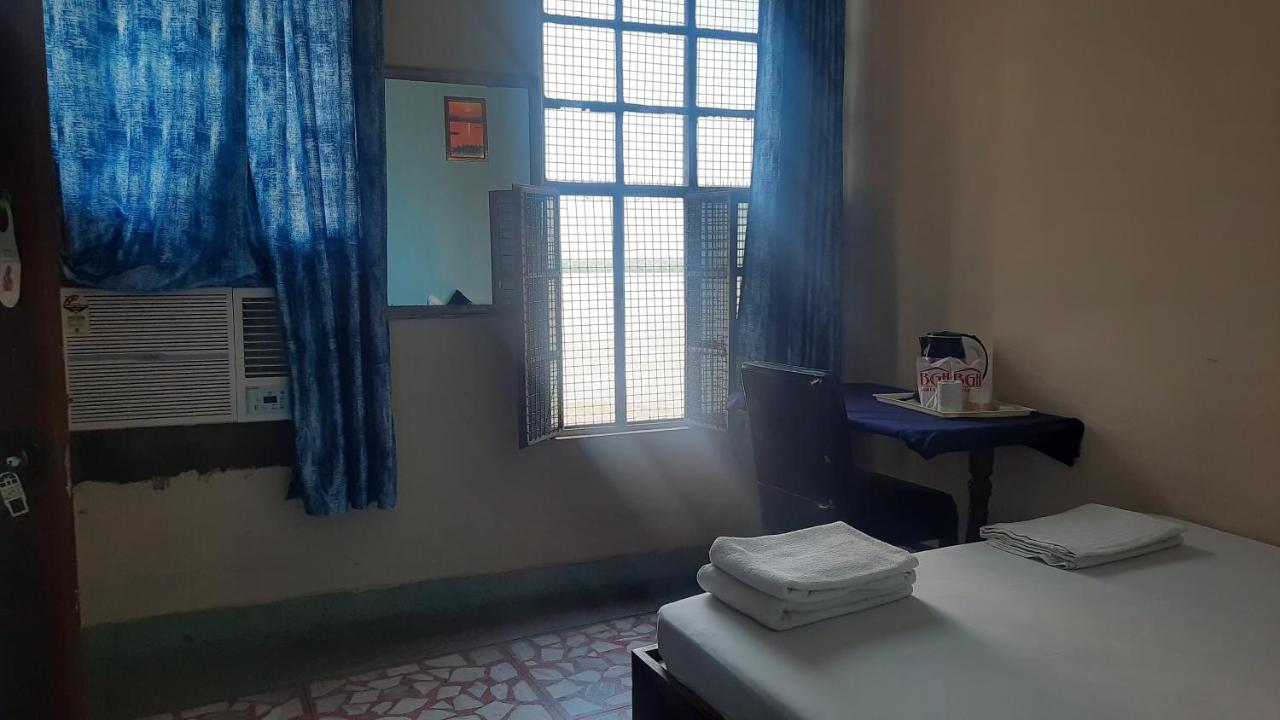Baba Guest House Benares Buitenkant foto