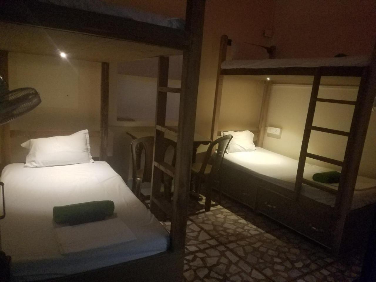 Baba Guest House Benares Buitenkant foto